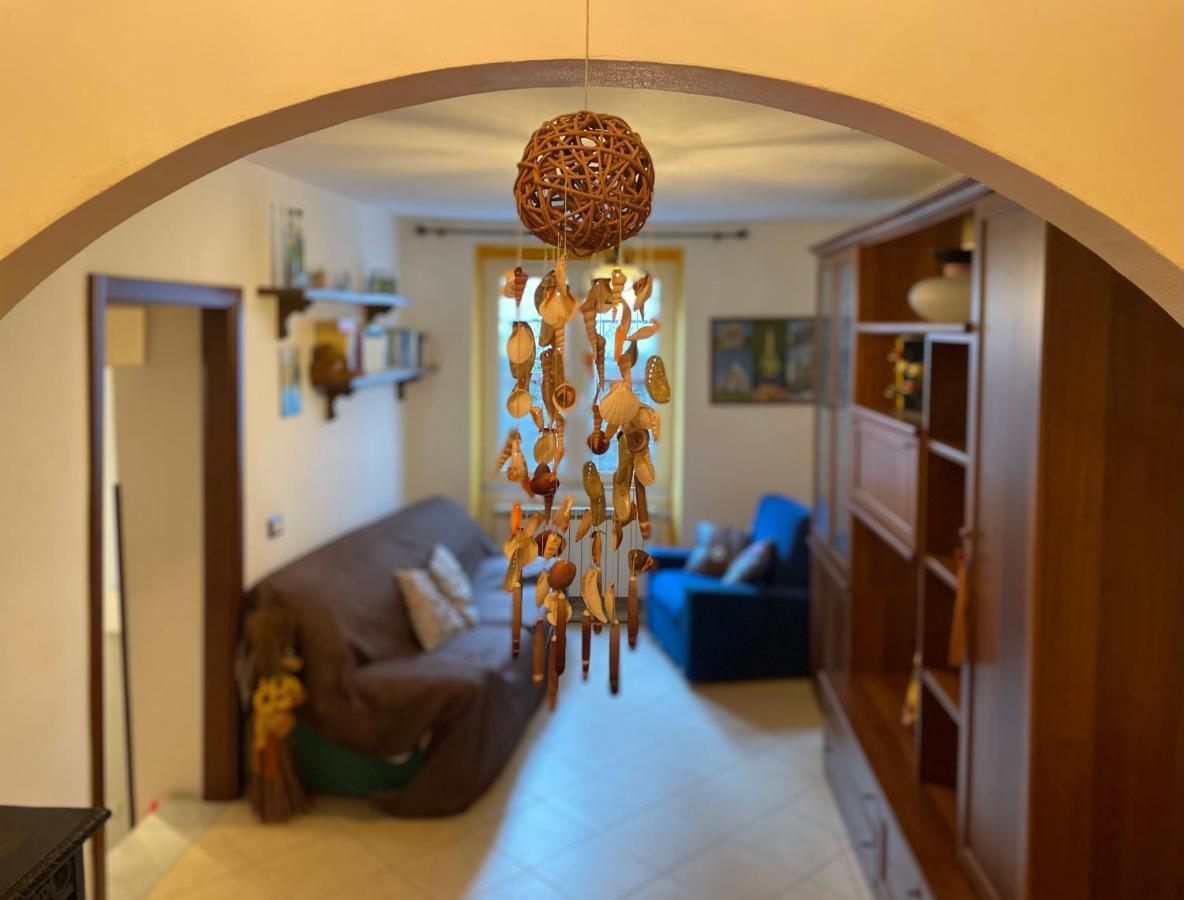 Tra Alpi Apuane E Cinque Terre.. Casetta Renata! Villa Valeriano Lunense Eksteriør bilde